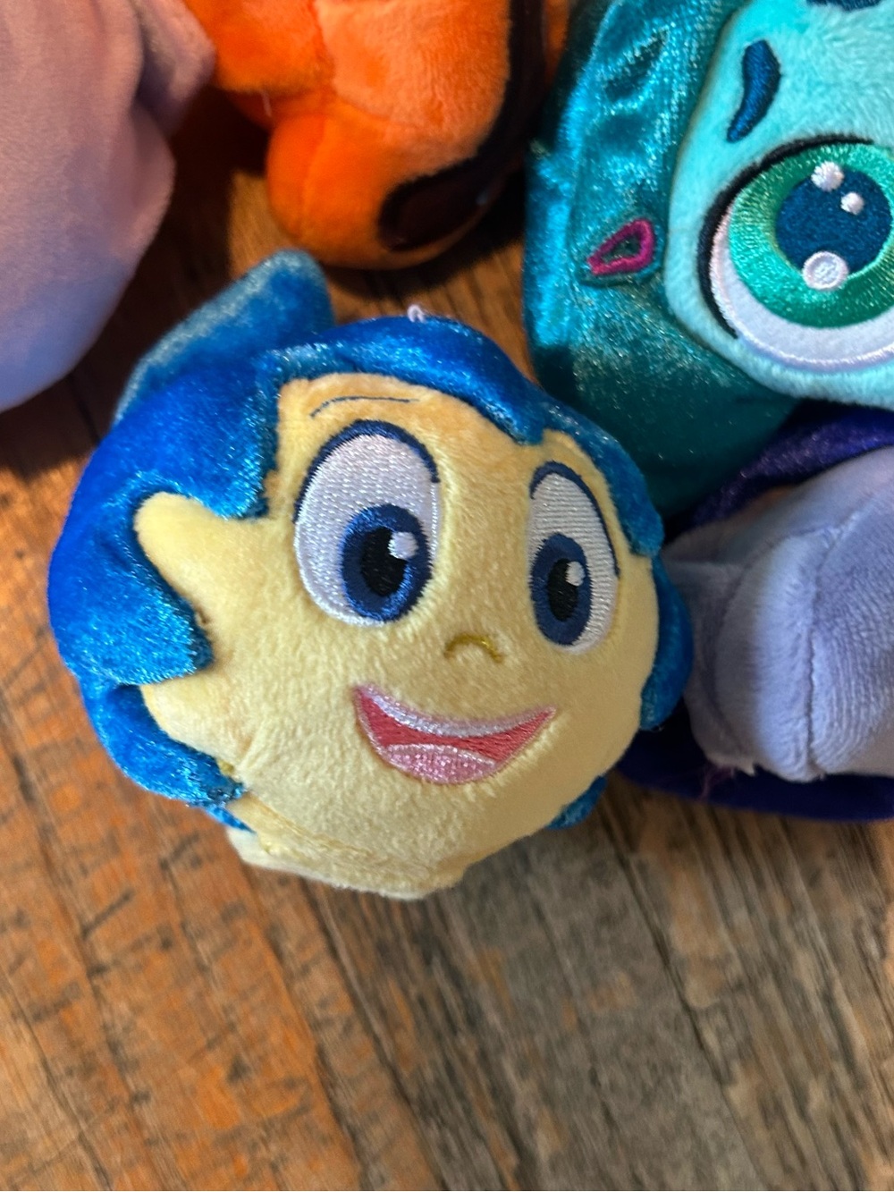 Disney Inside Out 2 Plush headbands Emotions Assortment - Multicolor - Picture 12 of 16